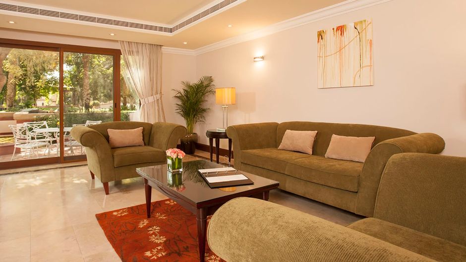 Danat Al Ain Resort Suite