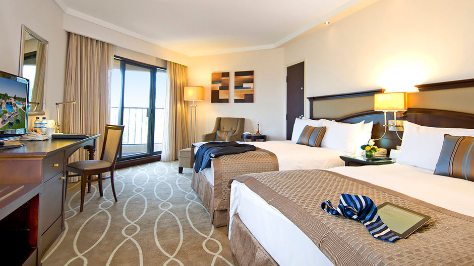 Danat Al Ain Resort Room