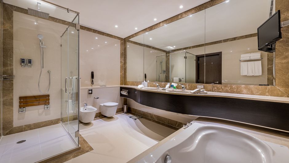Four Points by Sheraton Kuwait Room