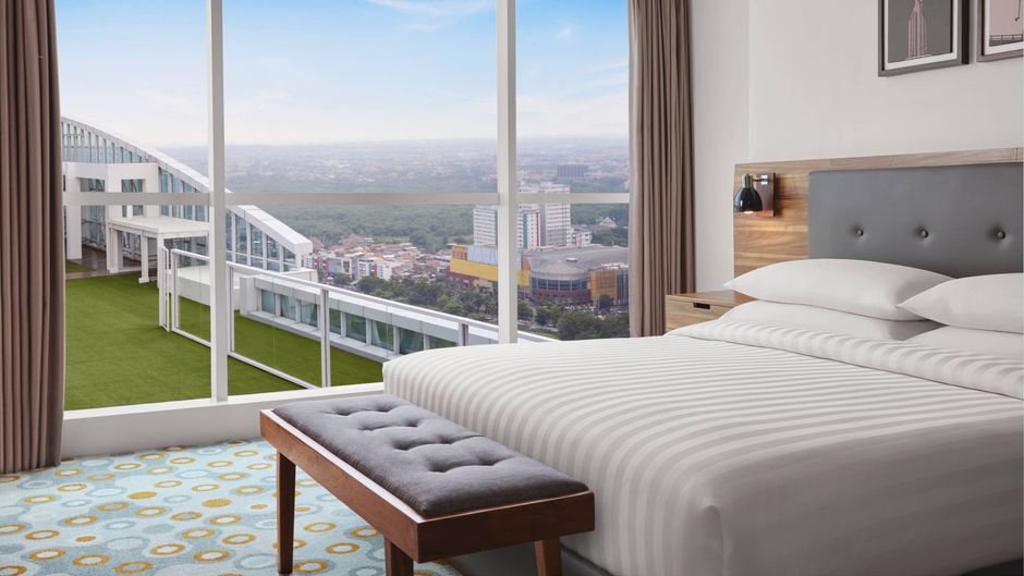 Fairfield by Marriott Surabaya Suite