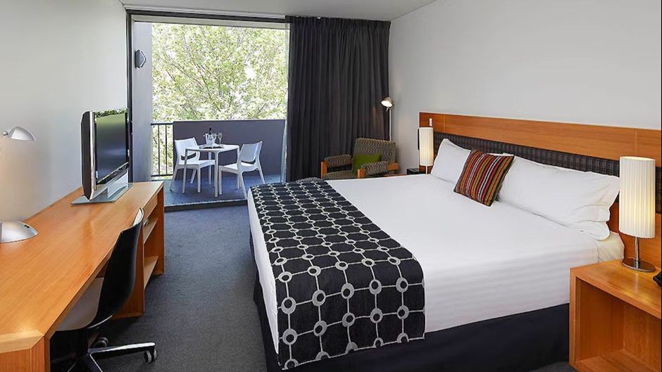 East Perth Suites Hotel Room