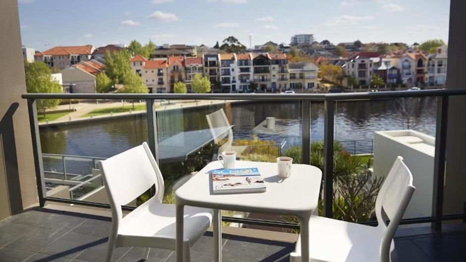 East Perth Suites Hotel Room