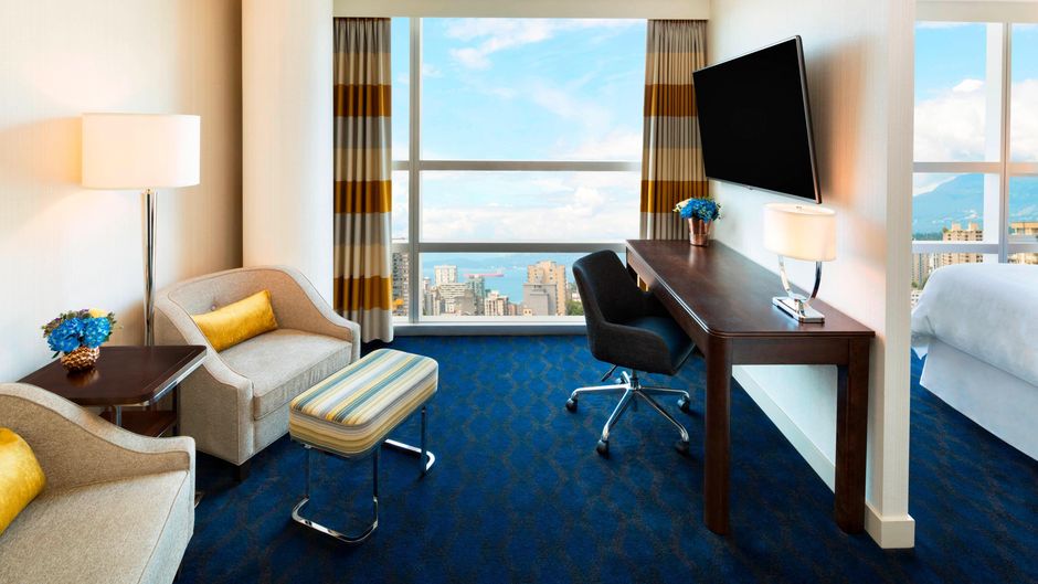 Sheraton Vancouver Wall Centre Suite