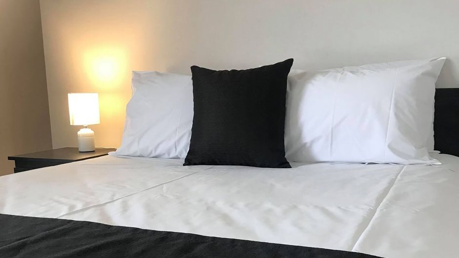 Guiding Star Hotel Room