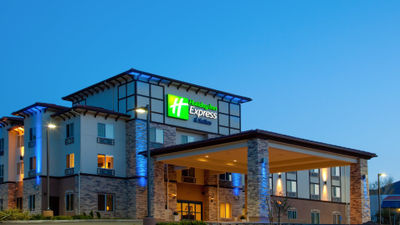 Holiday Inn Express Hotel & Suites
