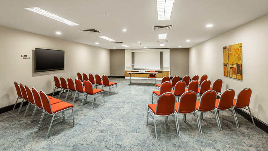 Quest Albury Seviced Apartments Meeting