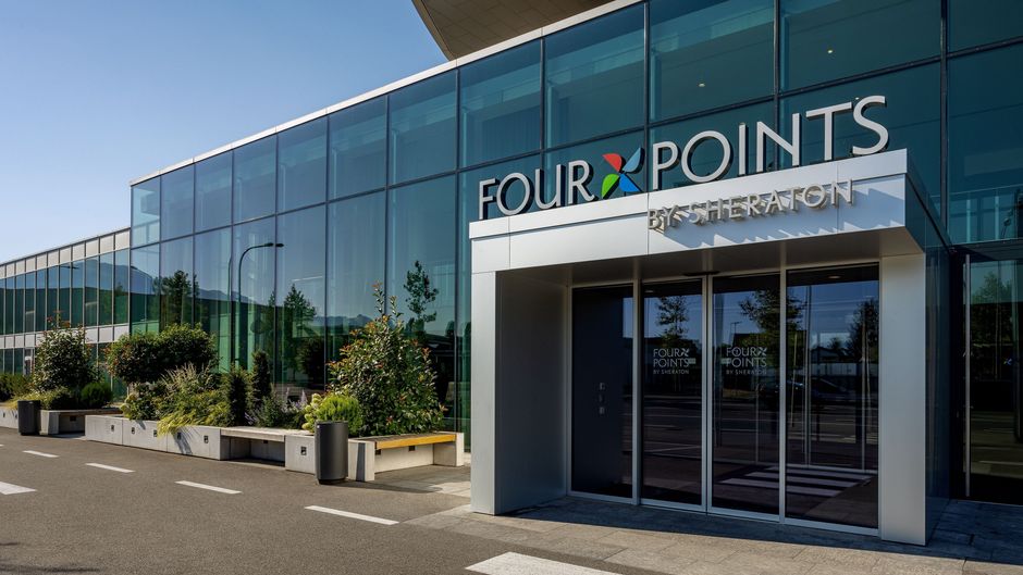Four Points by Sheraton Panoramahaus Exterior