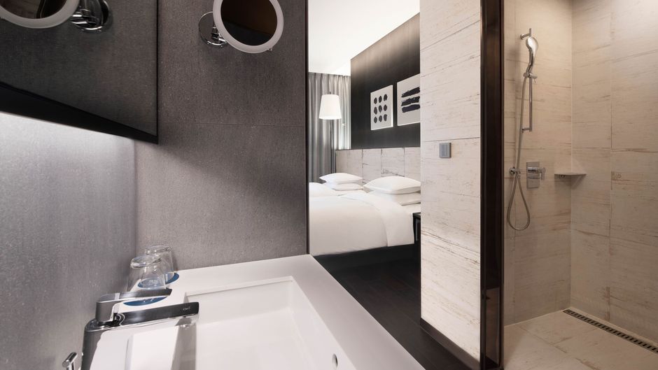 Four Points by Sheraton Seoul, Gangnam Room