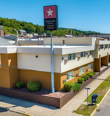 Magnuson Hotel Copper Crown