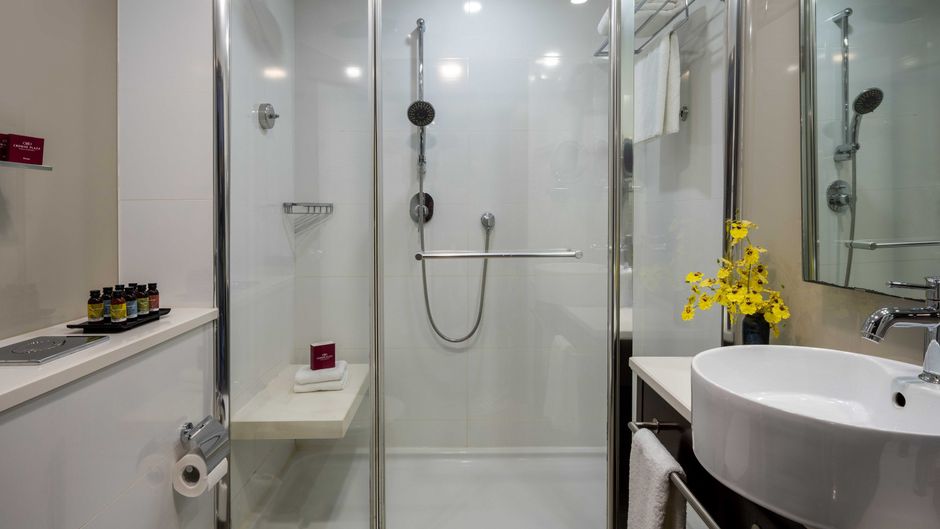 Crowne Plaza Tel Aviv Beach Room