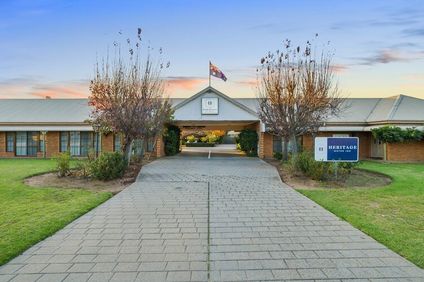 Heritage Motor Inn