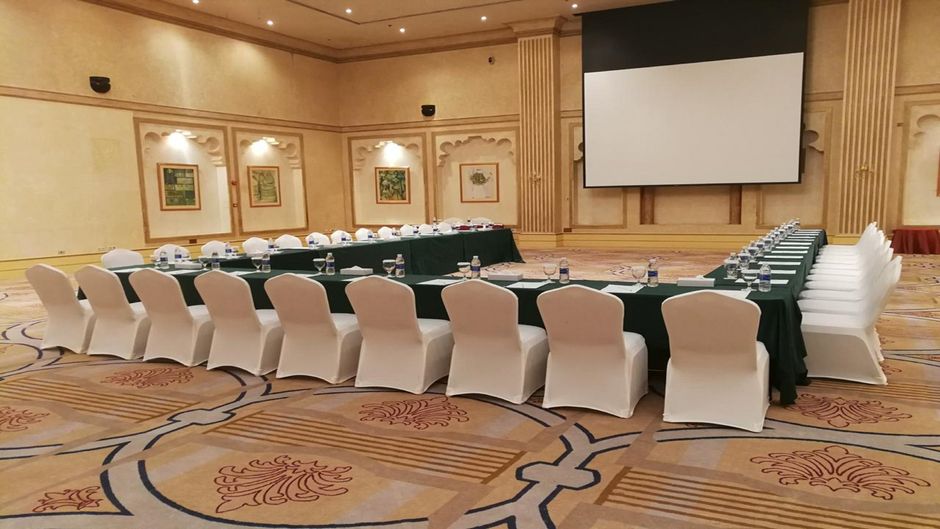 Holiday Inn Al Khobar Meeting