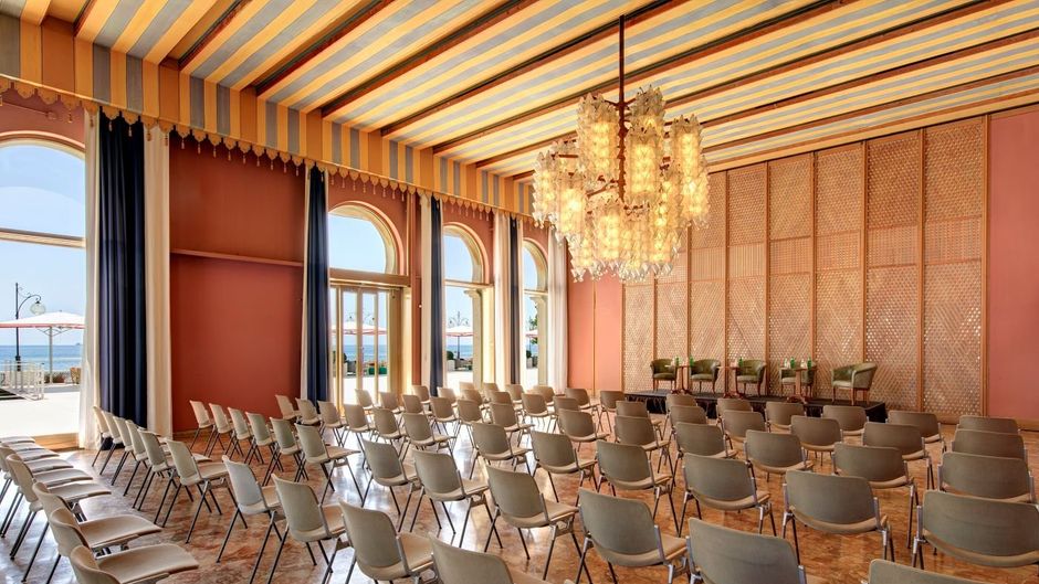 Hotel Excelsior Meeting