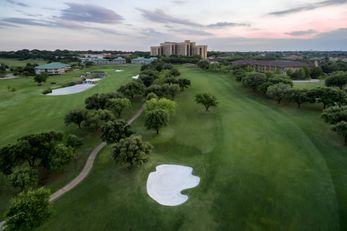The Ritz-Carlton Dallas, Las Colinas