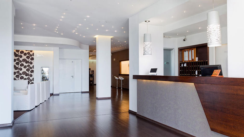 Mediterranea Hotel Salerno Lobby