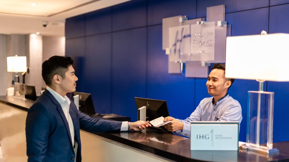 Holiday Inn Express & Suites Johor Bahru Lobby