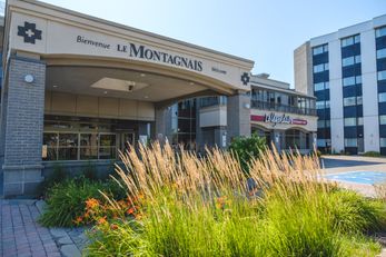 Le Montagnais Hotel
