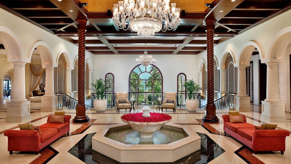 The Ritz-Carlton, Dubai Lobby