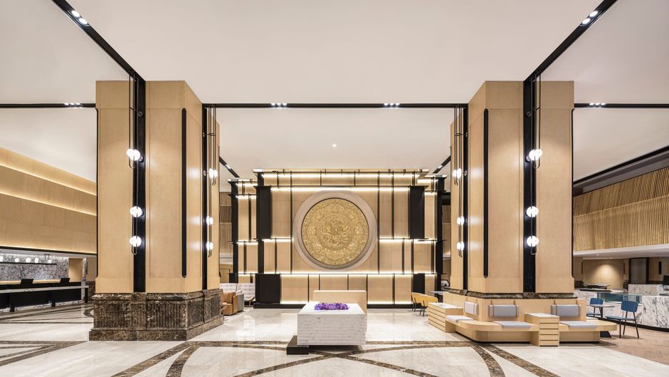 Sheraton Nanjing Kingsley Hotel & Towers Lobby