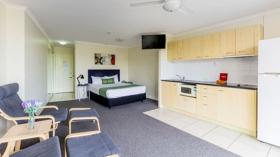 Wellington Apartment Hotel Exterior