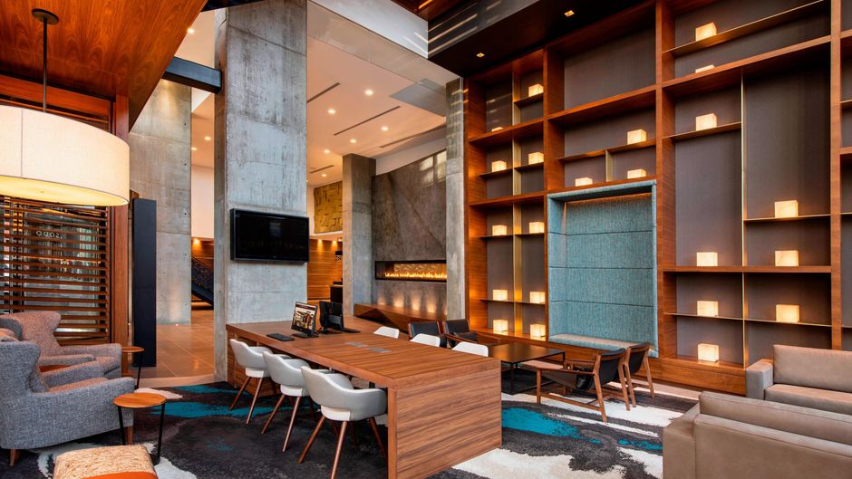 Residence Inn Calgary Downtown/Beltline Lobby