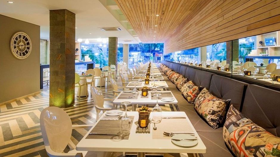 OZ Hotel Restaurant