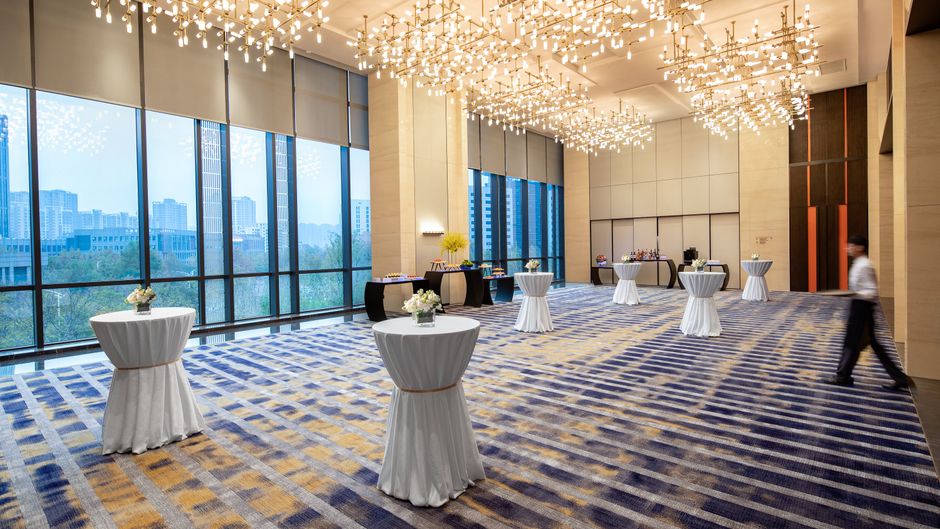 Crowne Plaza High Tech Zone Meeting