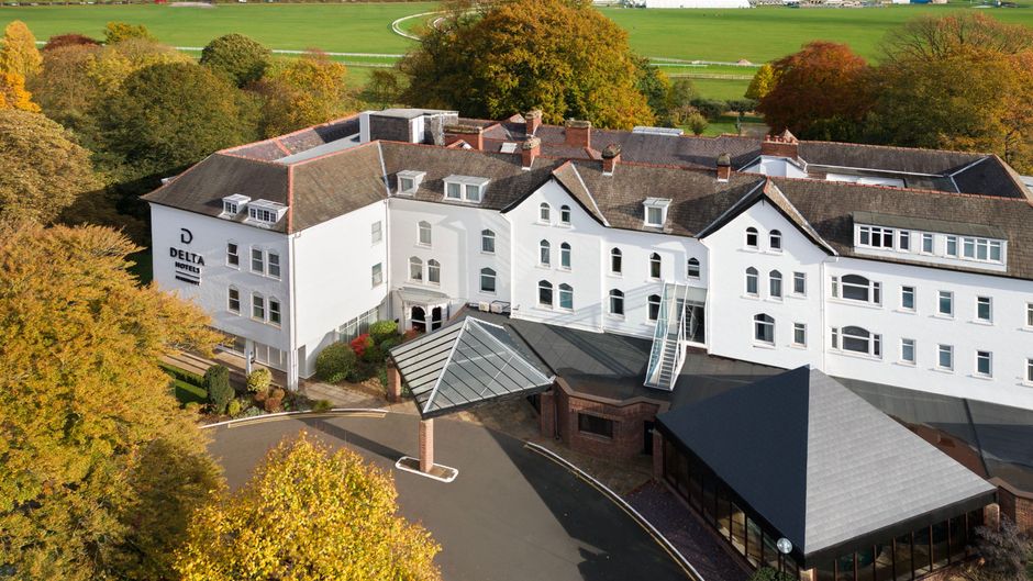Delta Hotels York Exterior