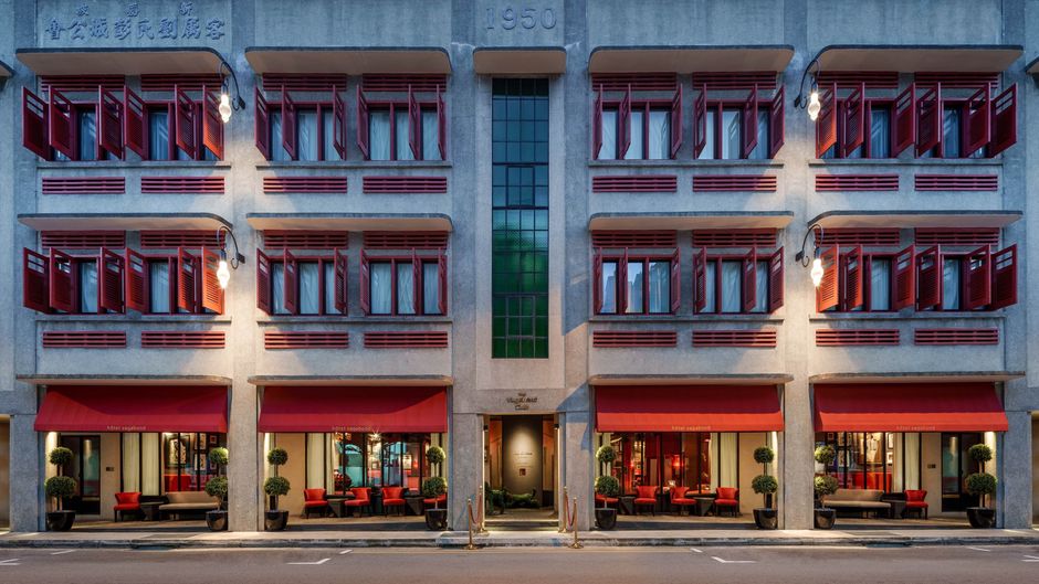 The Vagabond Club, a Tribute Portfolio Exterior
