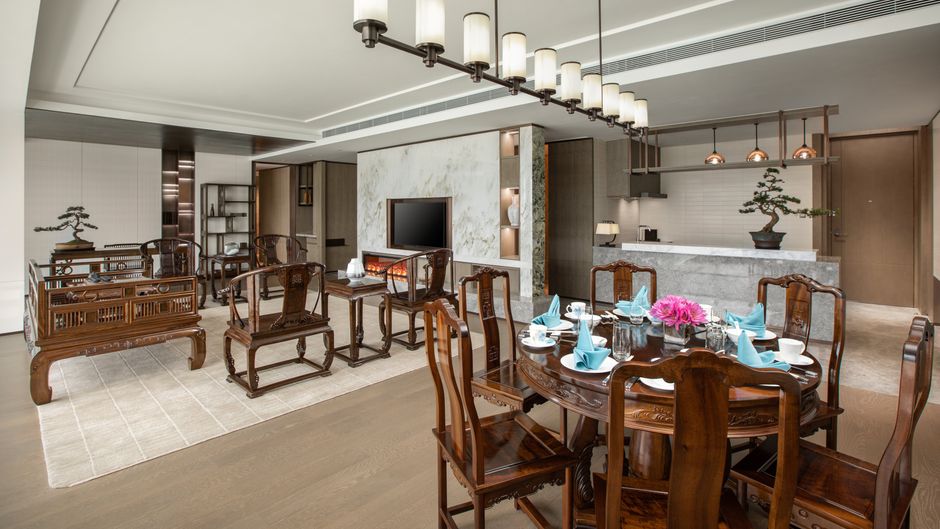 Crowne Plaza Ya'an Suite