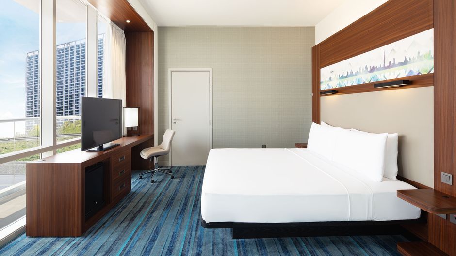 Aloft Dubai South Suite