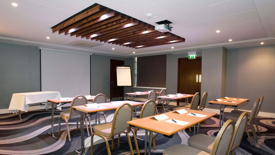 Sandman Signature Gatwick Meeting