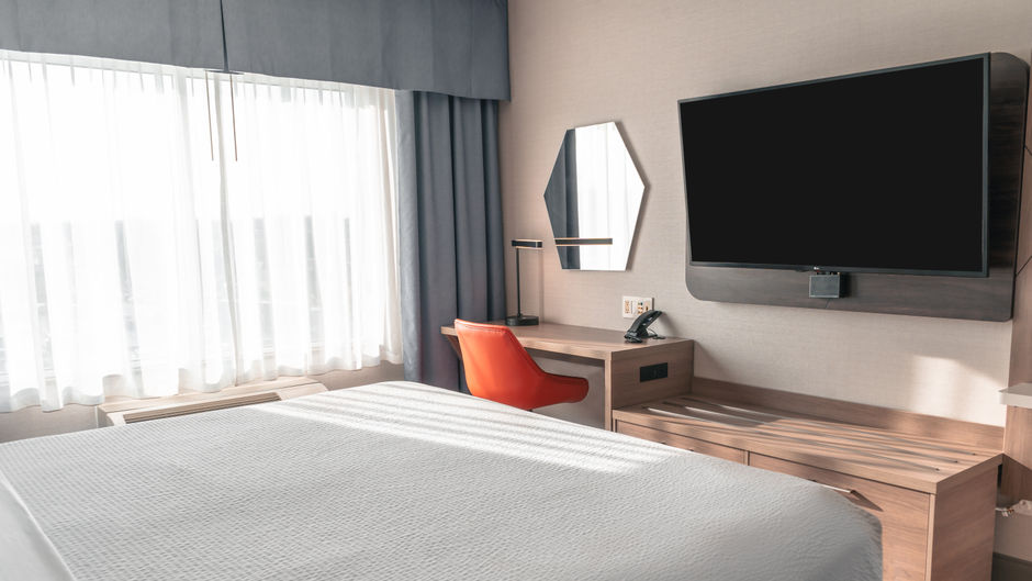 Holiday Inn Express Hotel & Sts Kingston Room