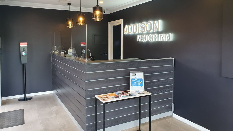 Addison Motor Inn Lobby