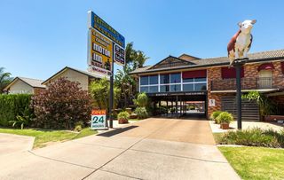 Cattleman's Country Motor Inn