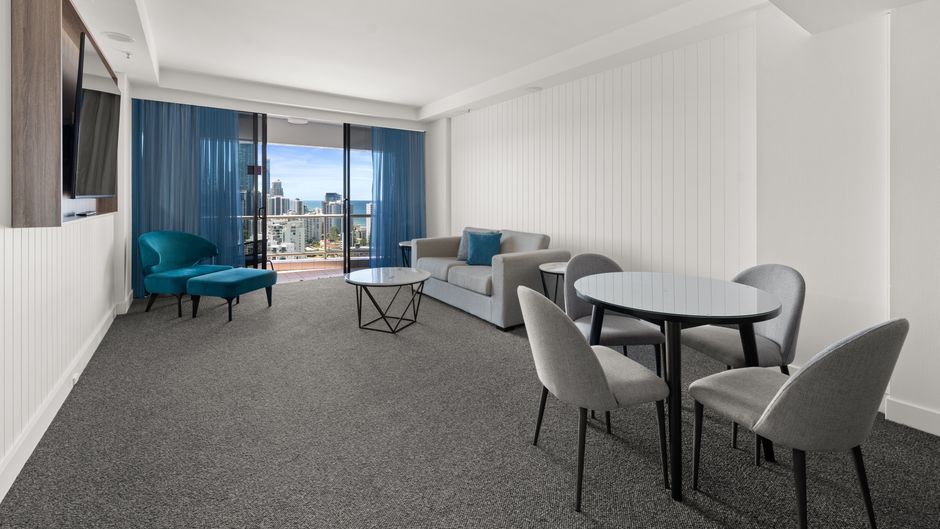 Crowne Plaza Surfers Paradise Suite