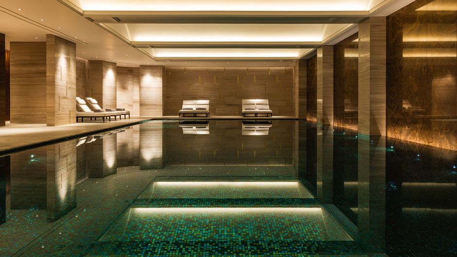 The Langley, A Luxury Collection Hotel Pool