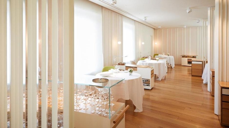 Echaurren Hotel Restaurant