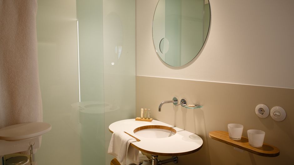 Echaurren Hotel Room