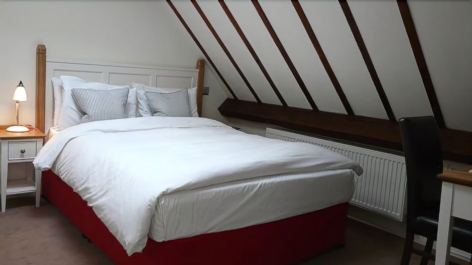 Manor Hotel Room