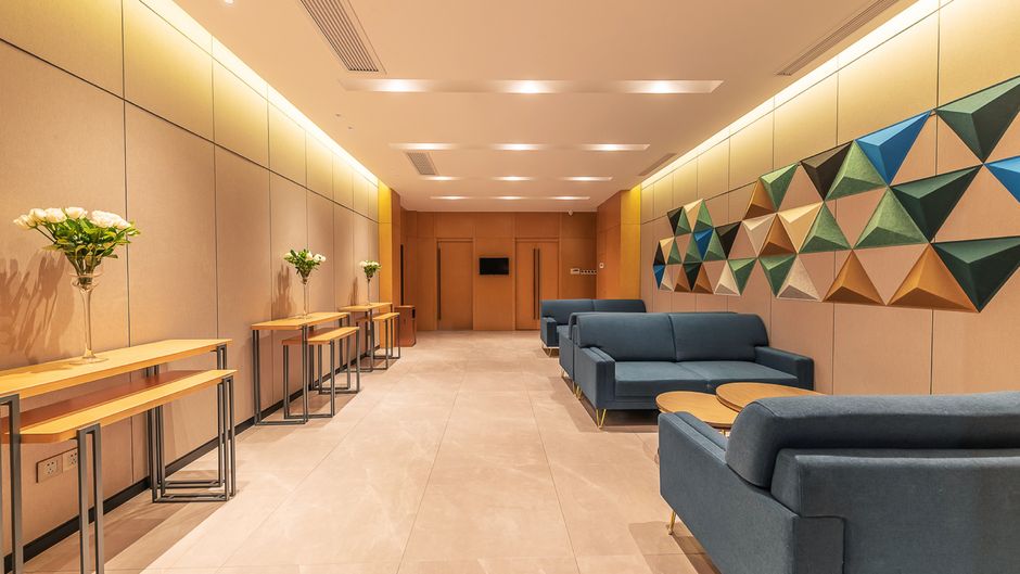 Holiday Inn Express Yichang Riverside Meeting