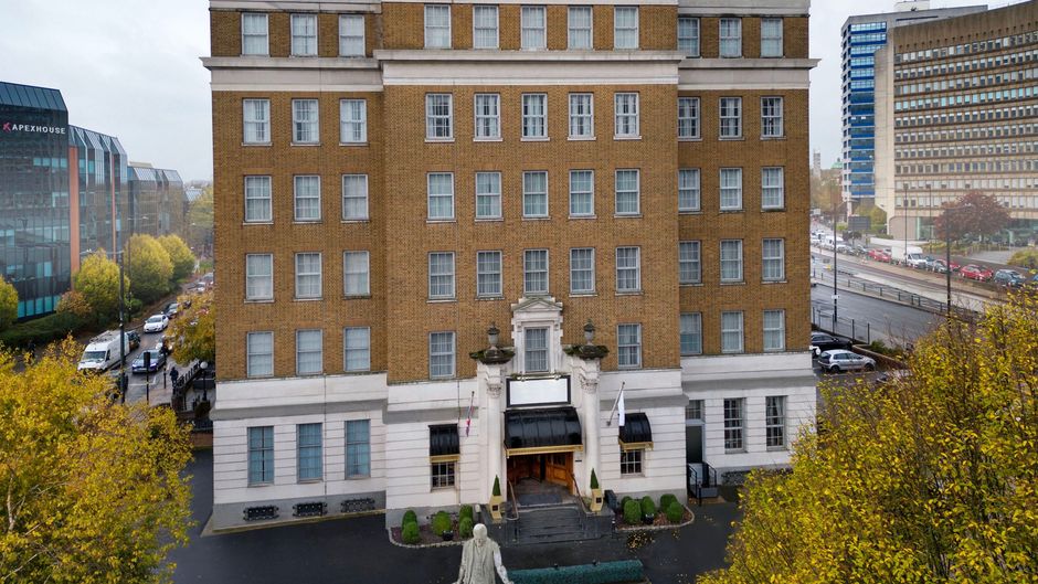 Delta Hotels Birmingham Exterior
