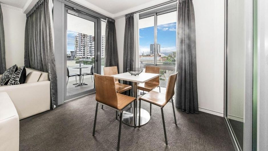 The Capitol Apartments Room