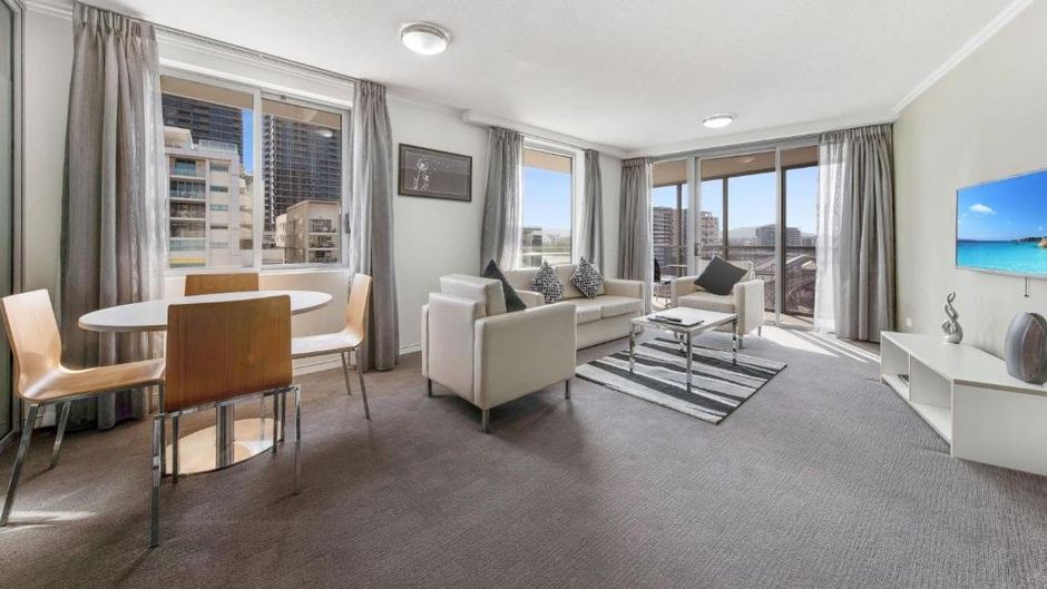 The Capitol Apartments Room