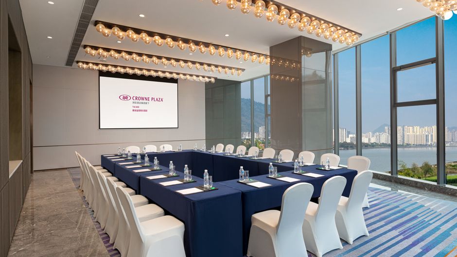 Crowne Plaza Ya'an Meeting