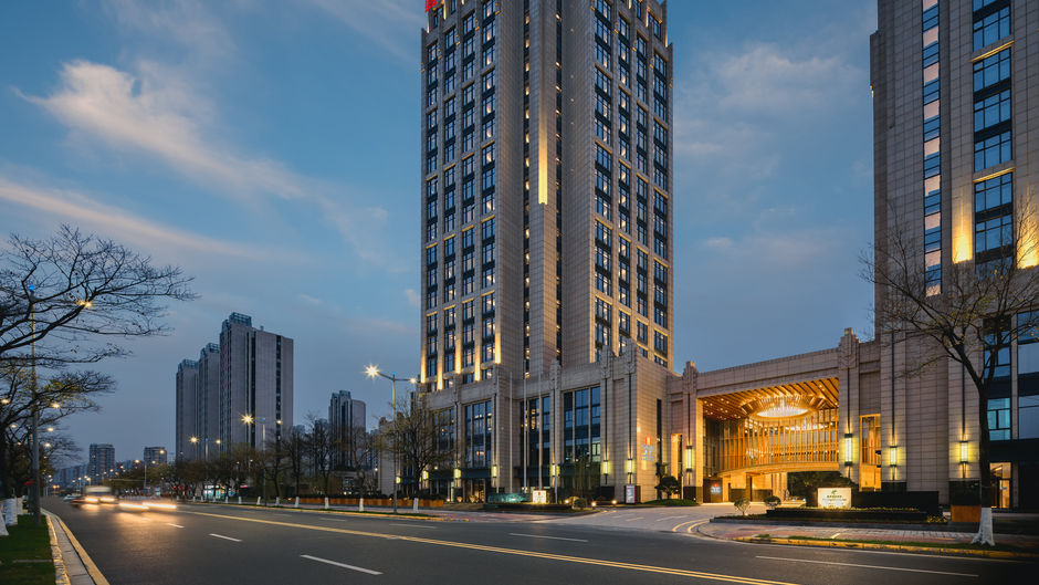 HUALUXE Kunshan Huaqiao Exterior