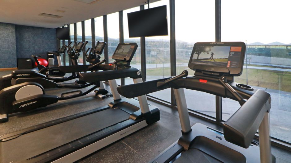 Holiday Inn Felipe Angeles Airport Health Club
