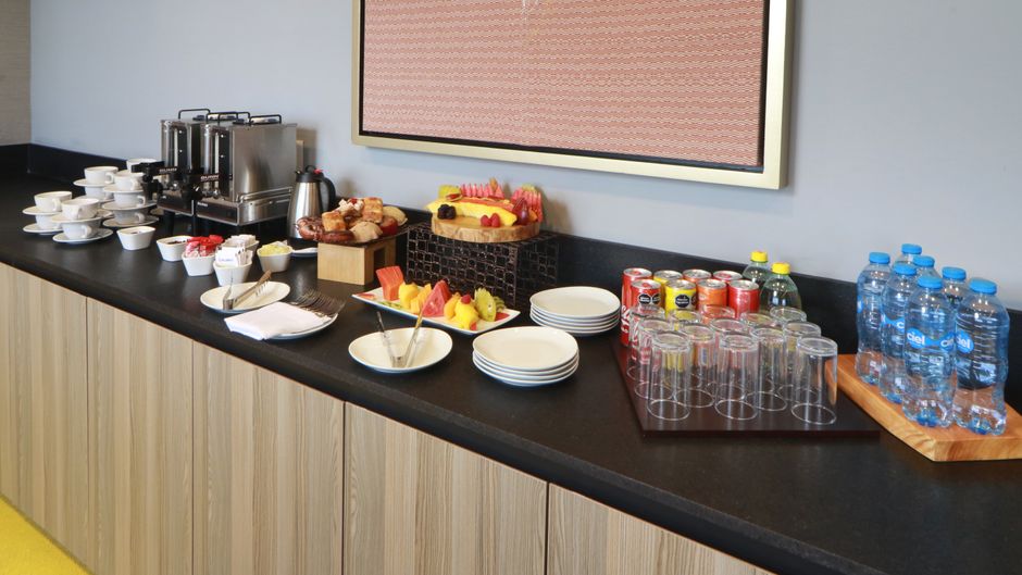 Holiday Inn Felipe Angeles Airport Meeting