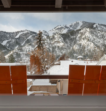 Tamarack Lodge