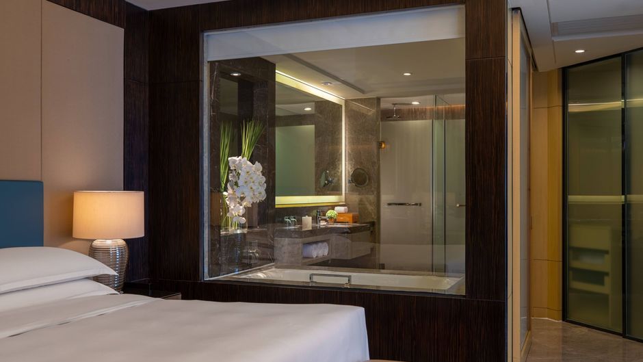 Renaissance Huizhou Hotel Room